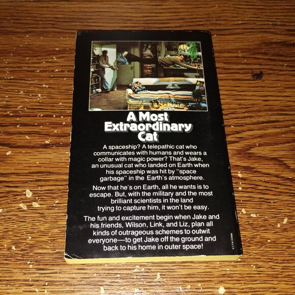 Walt Disney's The Cat from Outer Space (Ted Key, 1978) First Printing Paperback - Picture 2 of 3